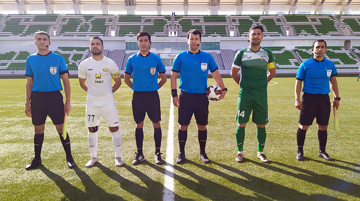 «Altyn asyr» topary futbol boýunça Türkmenistanyň çempionatynda öňe saýlandy