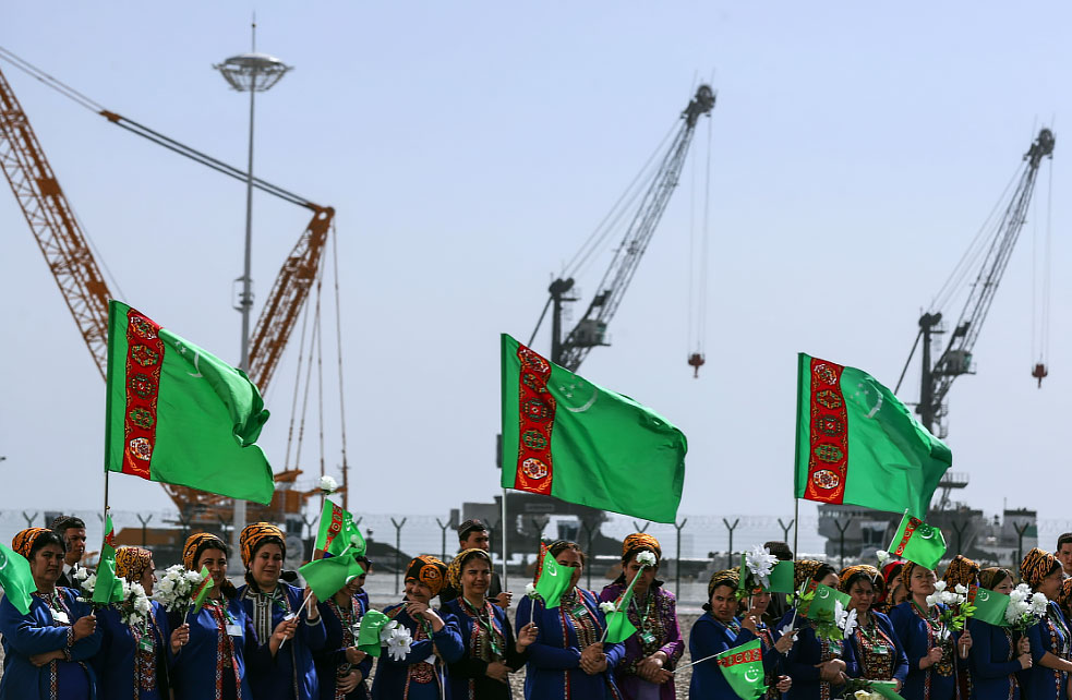 Four photo pictures from Turkmenistan were included in the virtual photo exposition of the joint project to the 30th anniversary of CIS