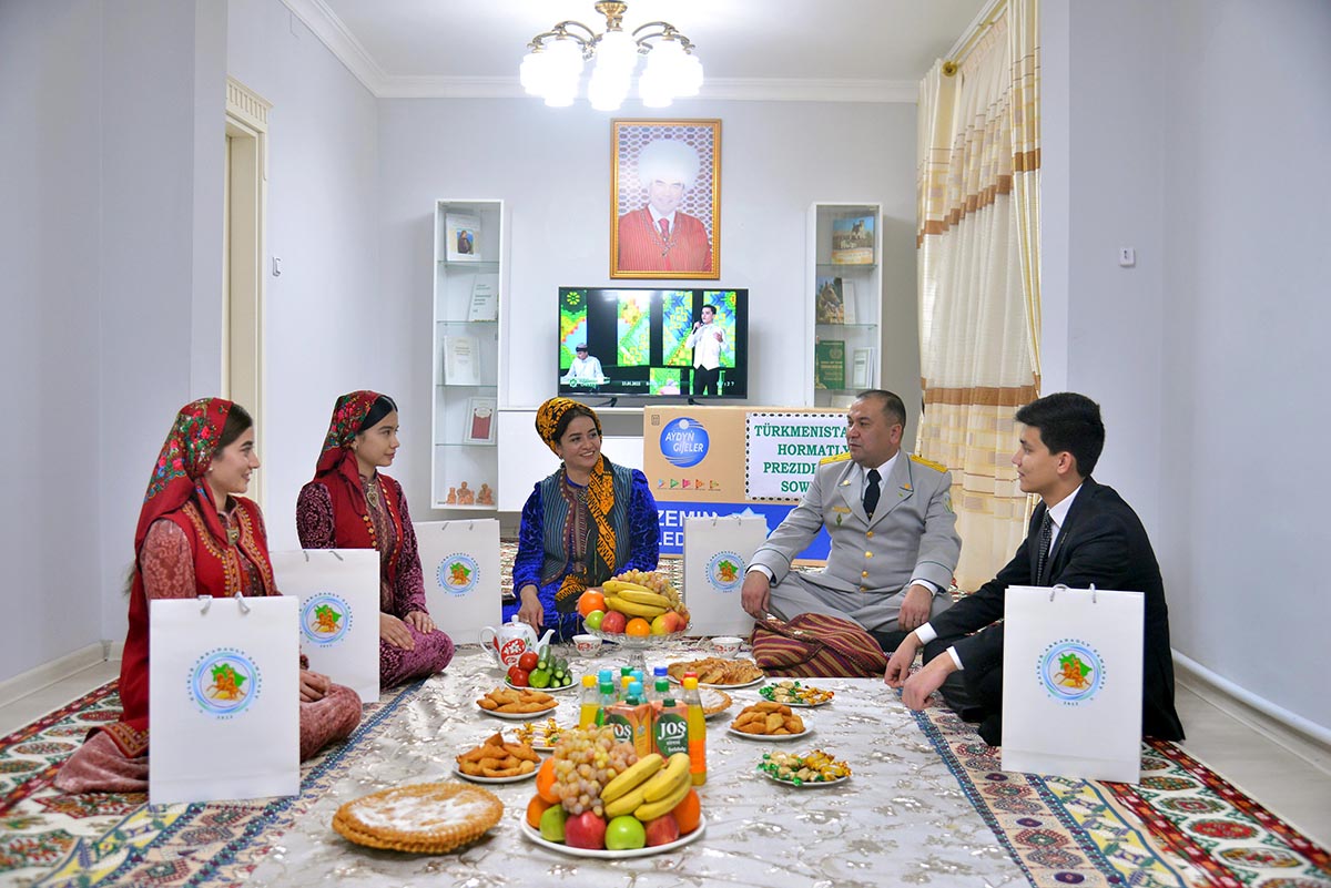Täze ýaşaýyş jaýlarynyň açylyş dabarasy