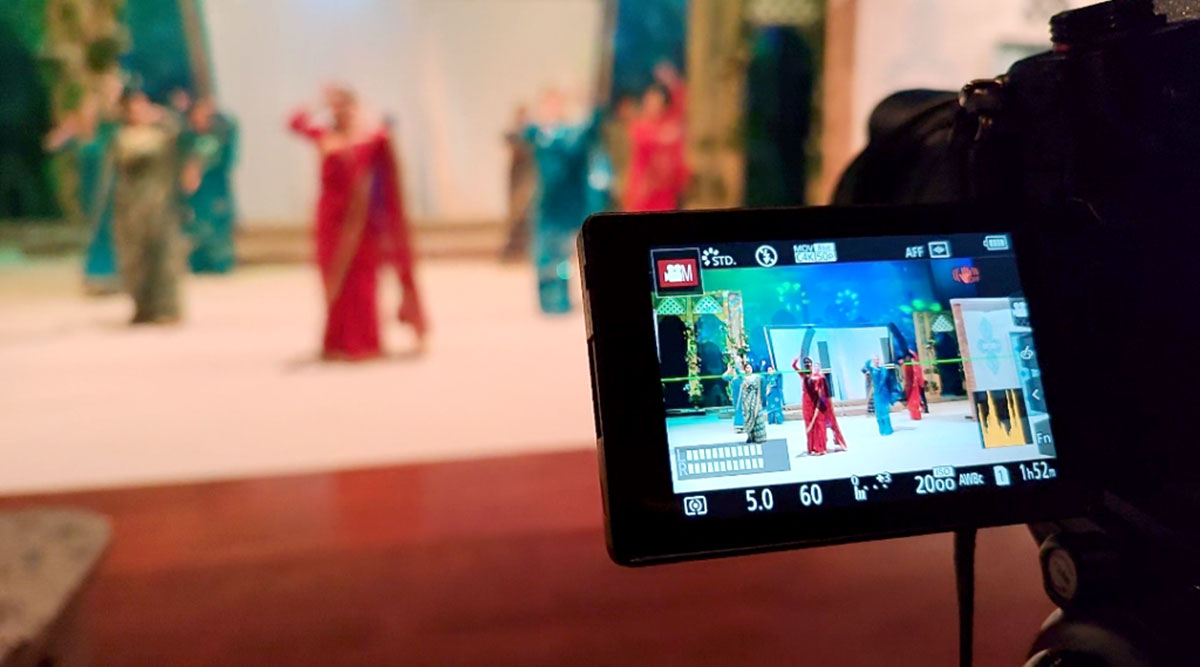 Артисты Туркменистана снимают сериал про театральную жизнь