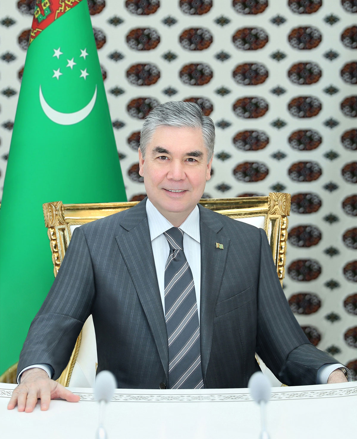 Türkmenistanyň Prezidenti sanly ulgam arkaly iş maslahatyny geçirdi