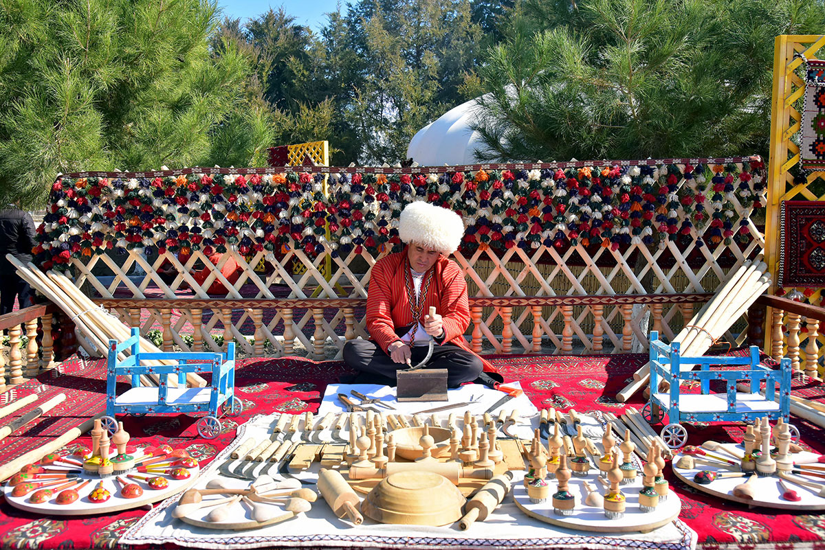 Diýarymyzyň iň gowy etrabyna Türkmenistanyň Prezidentiniň baýragy gowşuryldy