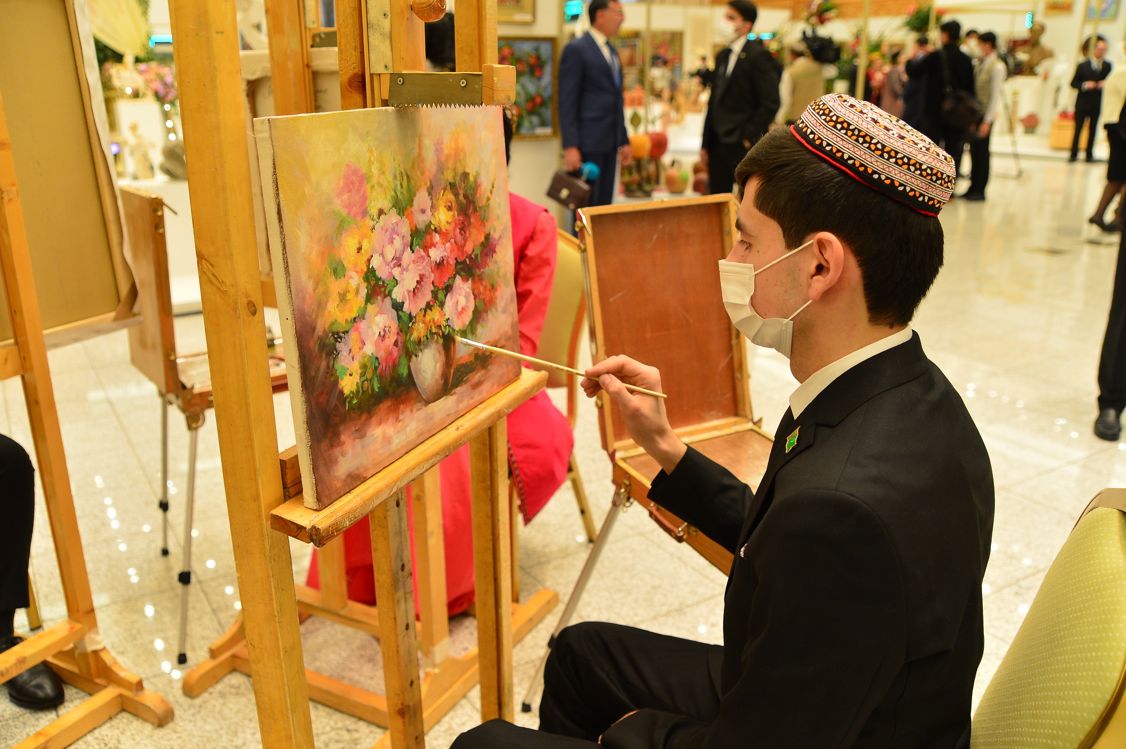 Международная конференция и выставка в честь женского праздника