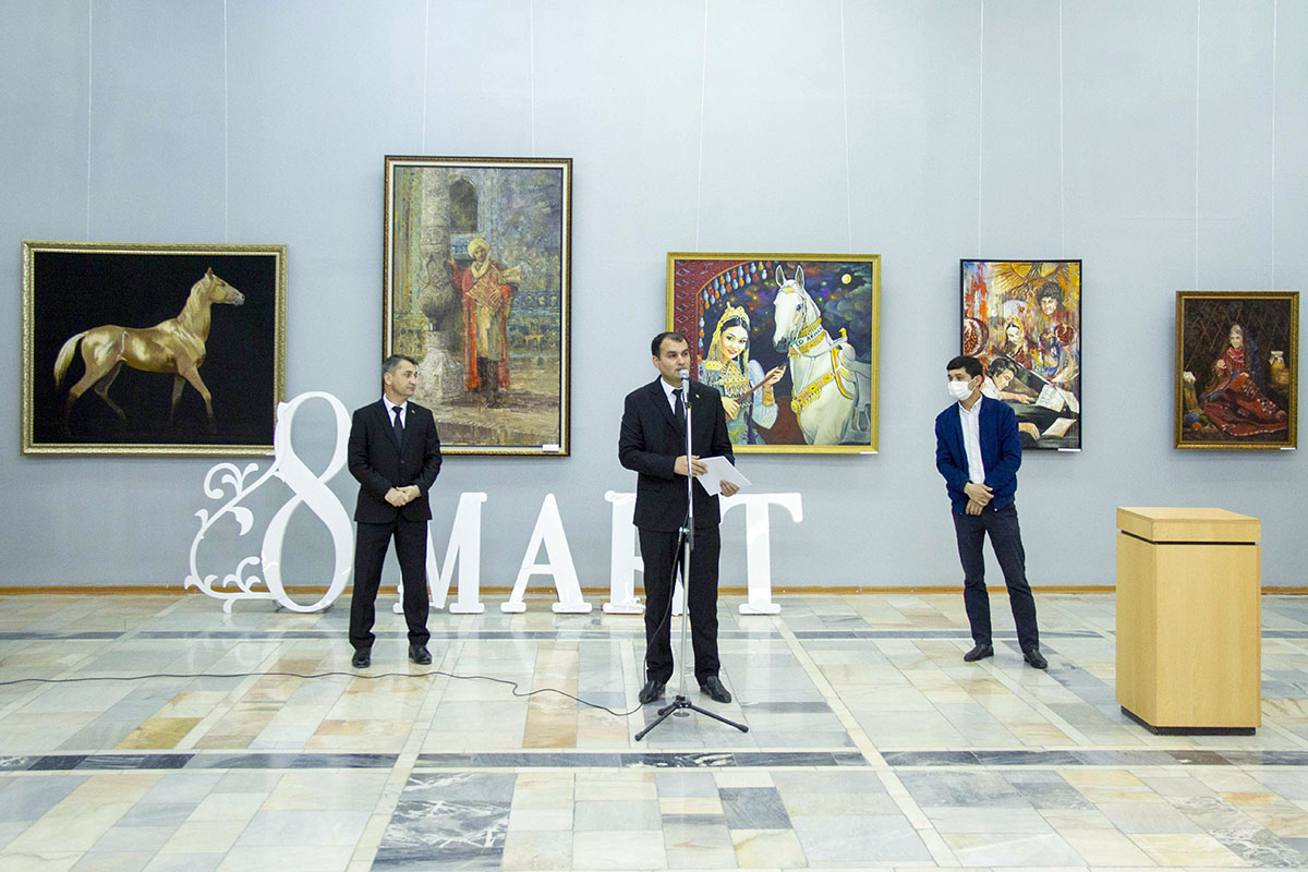 Начала работу выставка-конкурс «Вдохновение женского сердца»