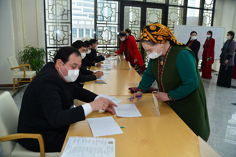 Türkmenistanda Prezident saýlawlary geçirildi