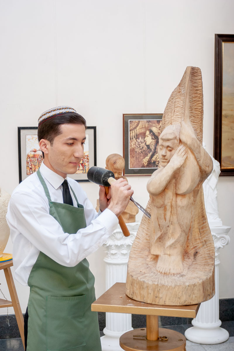 Şägirt halypadan ozdurmasa, hünär ýiter