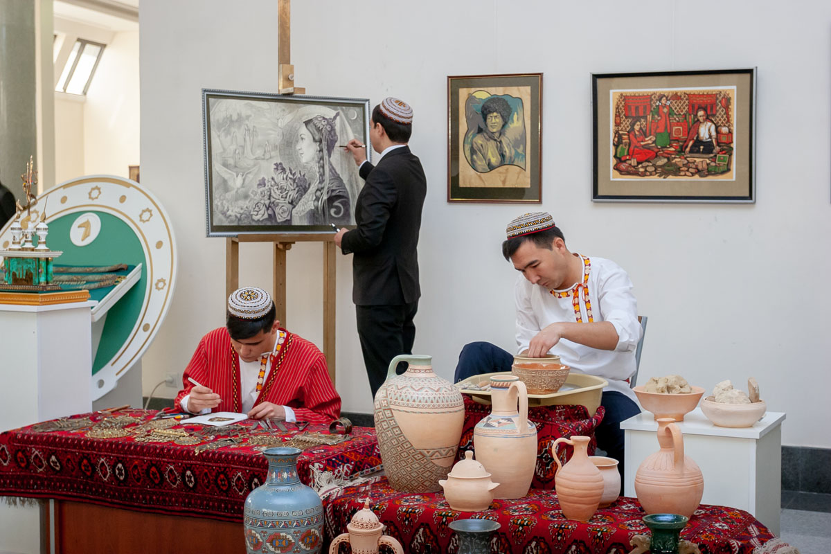 Şägirt halypadan ozdurmasa, hünär ýiter