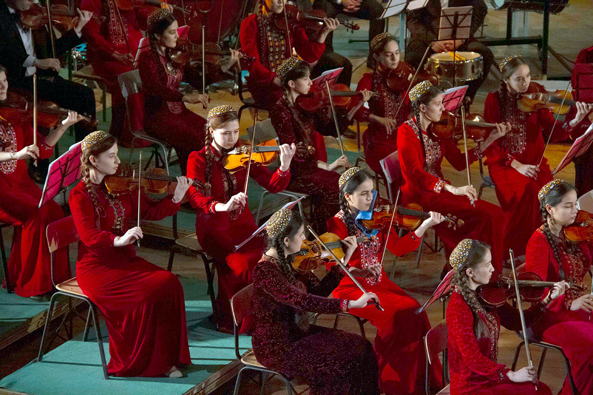 Сухан Туйлиев: национальная музыка, написанная сердцем