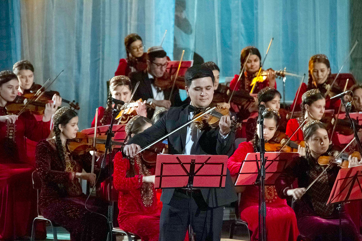 Сухан Туйлиев: национальная музыка, написанная сердцем