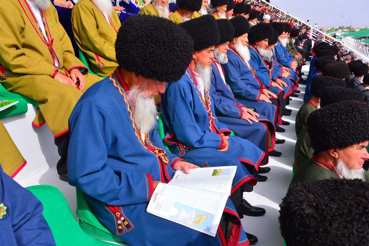 Balkan atçylyk sport toplumyndaky baýramçylyk at çapyşyklary