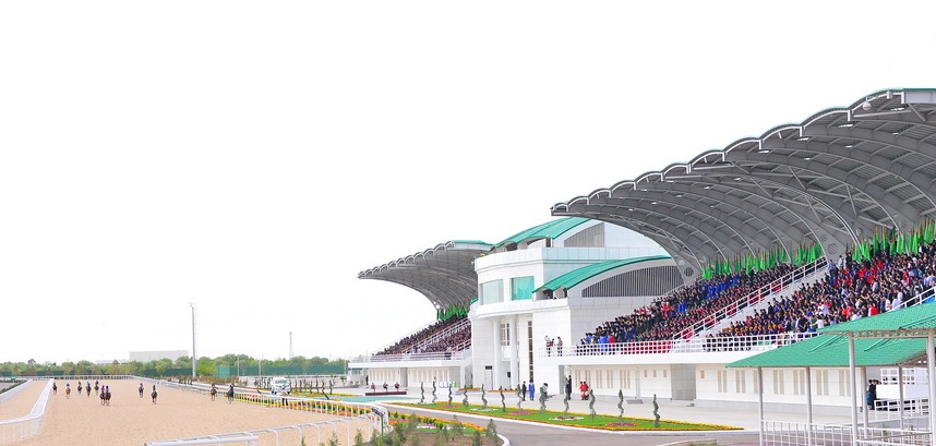 Balkan atçylyk sport toplumyndaky baýramçylyk at çapyşyklary