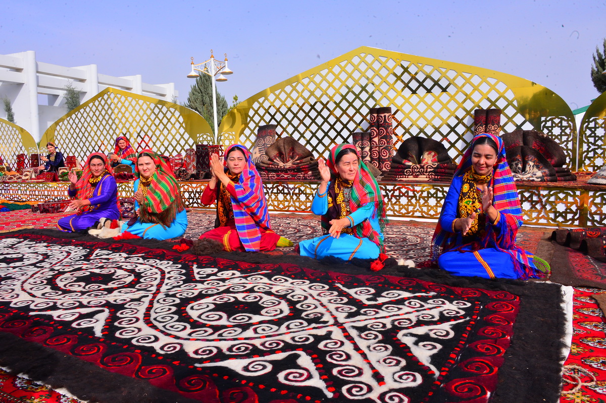 Balkan atçylyk sport toplumyndaky baýramçylyk at çapyşyklary