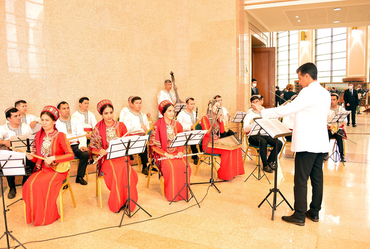 Gahryman Arkadagymyzyň «Ömrümiň manysy» atly kitabynyň tanyşdyrylyş dabarasy geçirildi