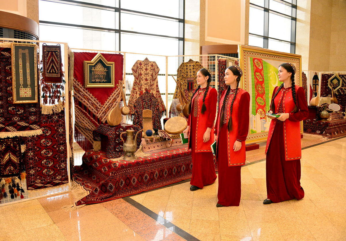 Gahryman Arkadagymyzyň «Ömrümiň manysy» atly kitabynyň tanyşdyrylyş dabarasy geçirildi