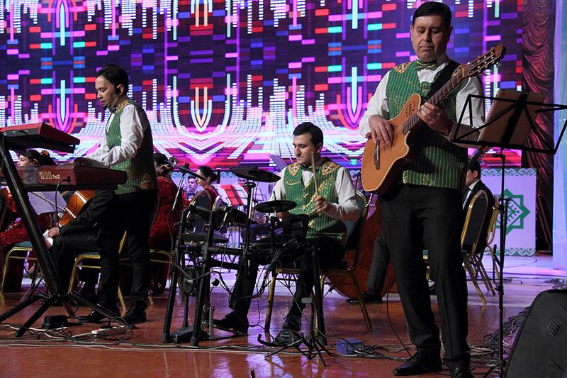 В Ашхабаде отметили Международный день джаза