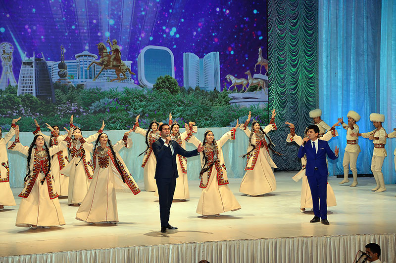 Состоялась торжественная презентация нового издания Героя-Аркадага «Ömrümiň manysy»