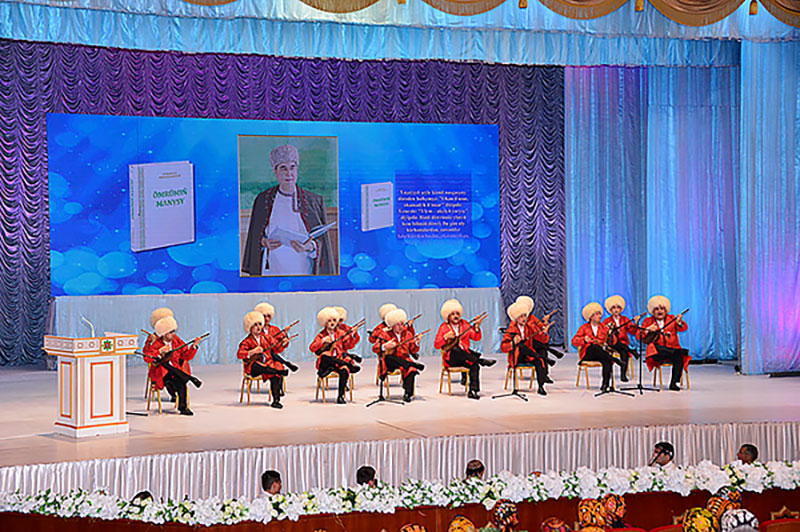 Состоялась торжественная презентация нового издания Героя-Аркадага «Ömrümiň manysy»