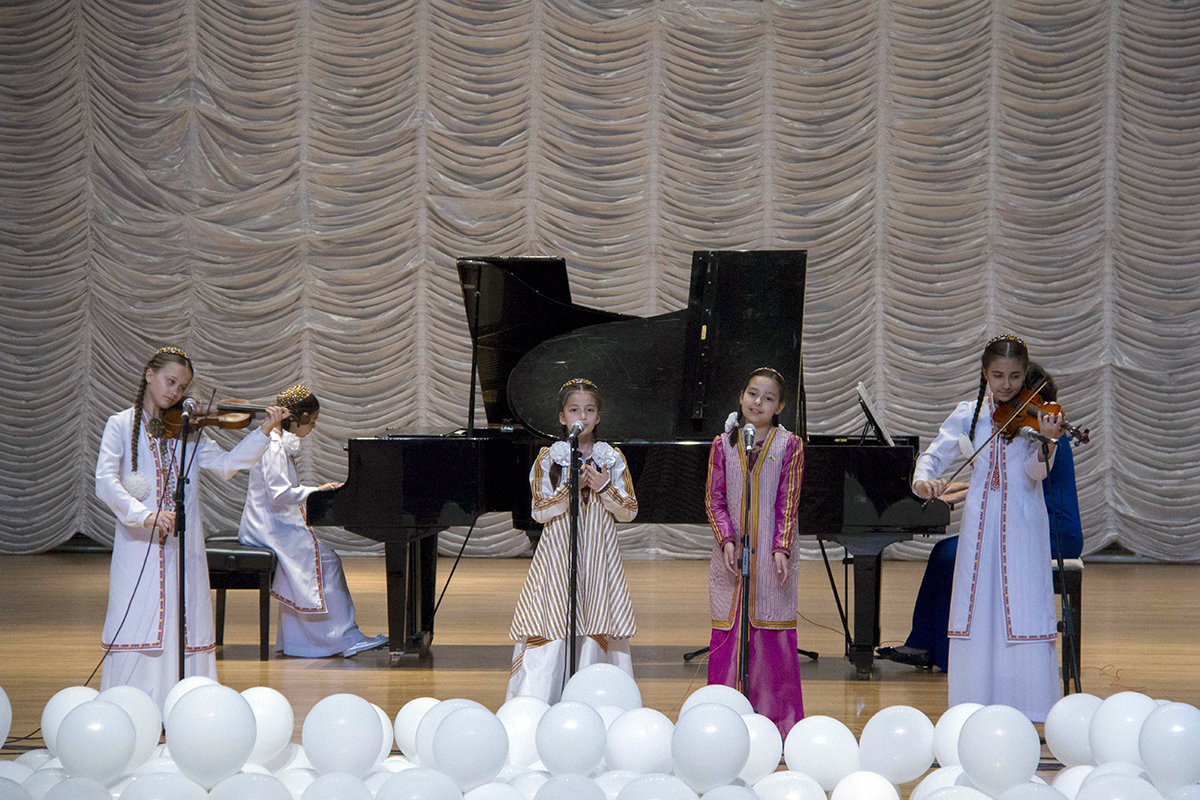 Концерт в честь юбилея школы