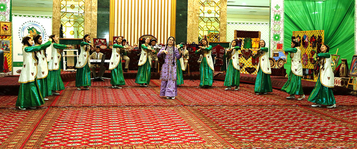 «Iň gowy Gyzlar kluby» atly bäsleşigiň jemleýji tapgyry geçirildi