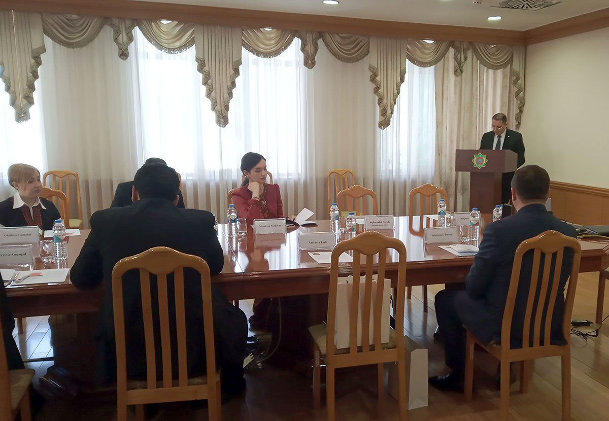 Aşgabatda Hazar deňziniň durnukly ösüşine we dolandyrylyşyna bagyşlanan okuw geçýär