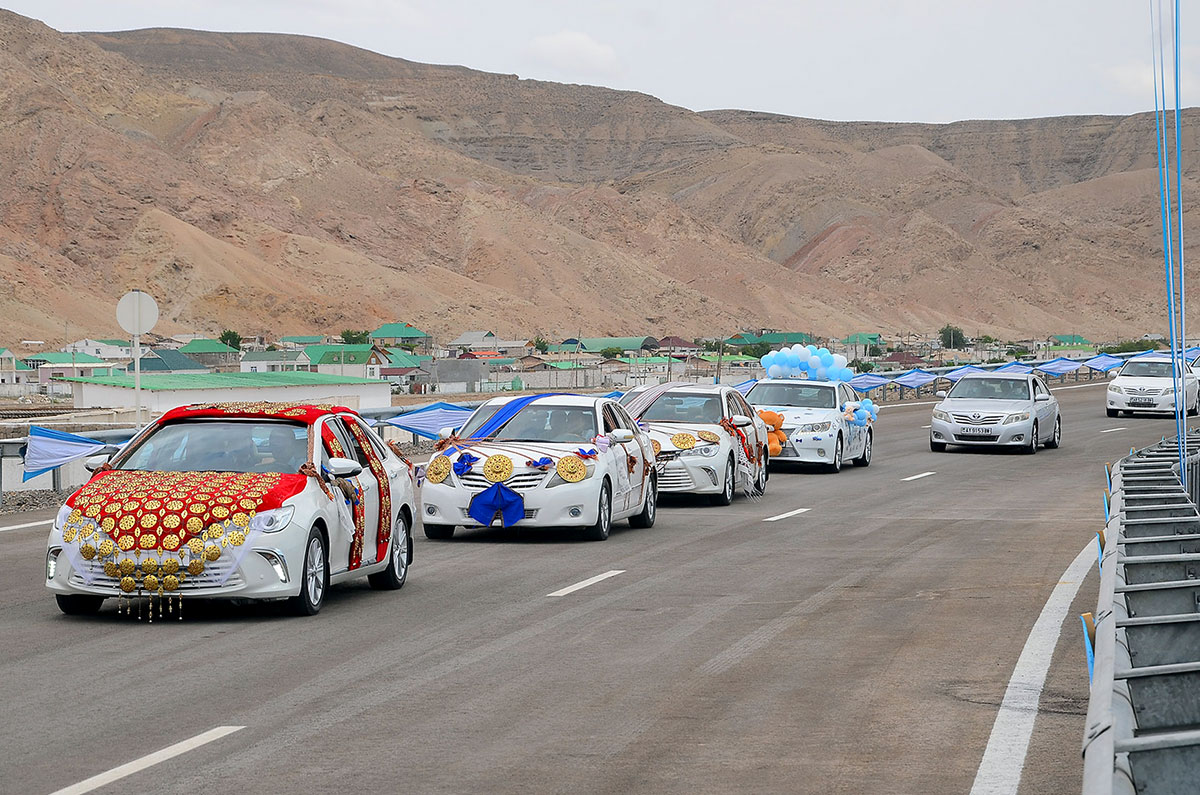Täze köpri ulanylmaga berildi