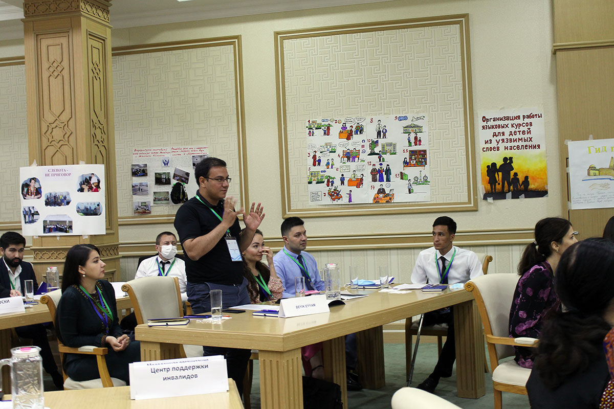 В Ашхабаде прошла ярмарка молодёжных инициатив