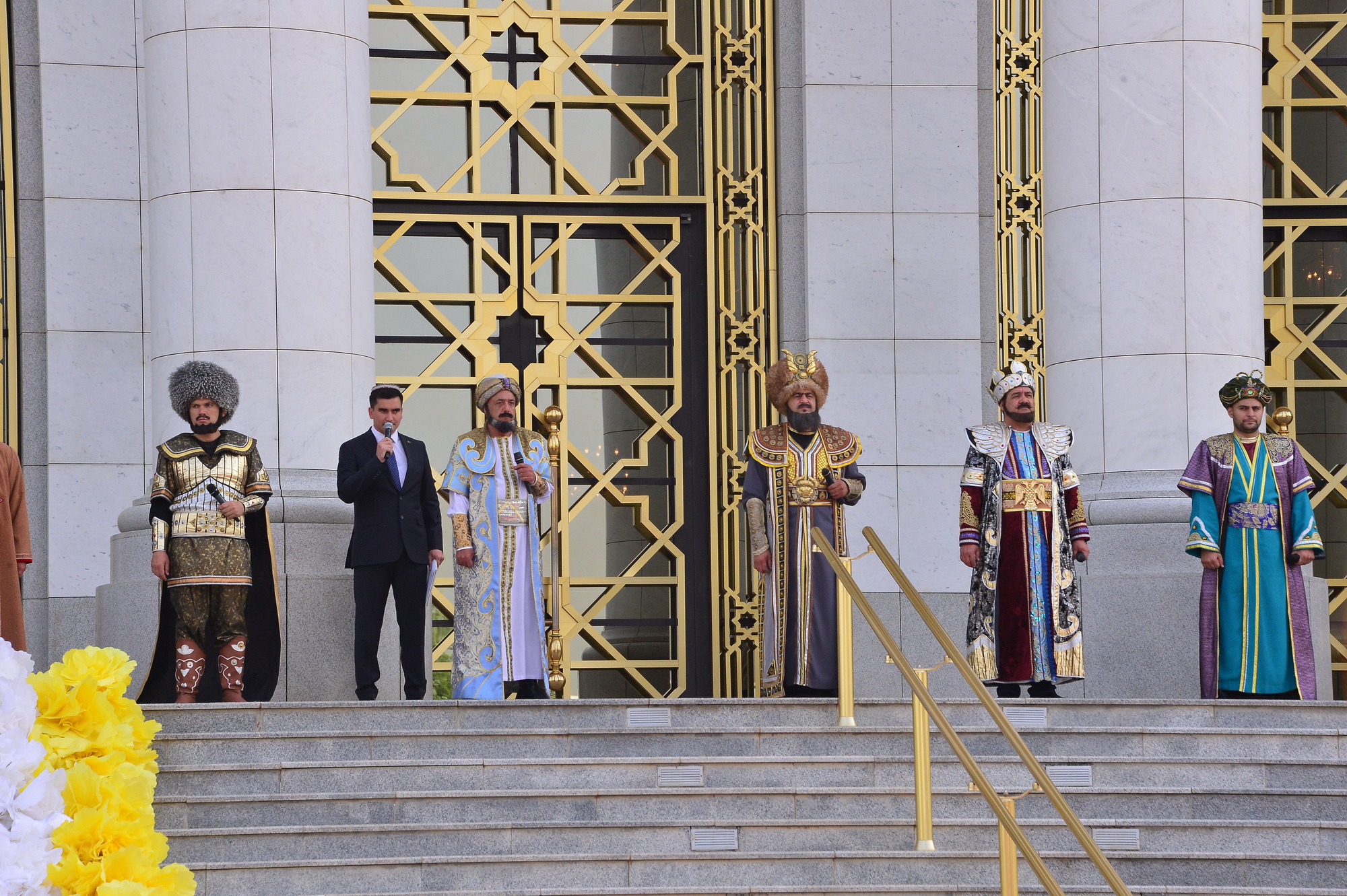 Фестиваль – это праздник на сценах столичных театров