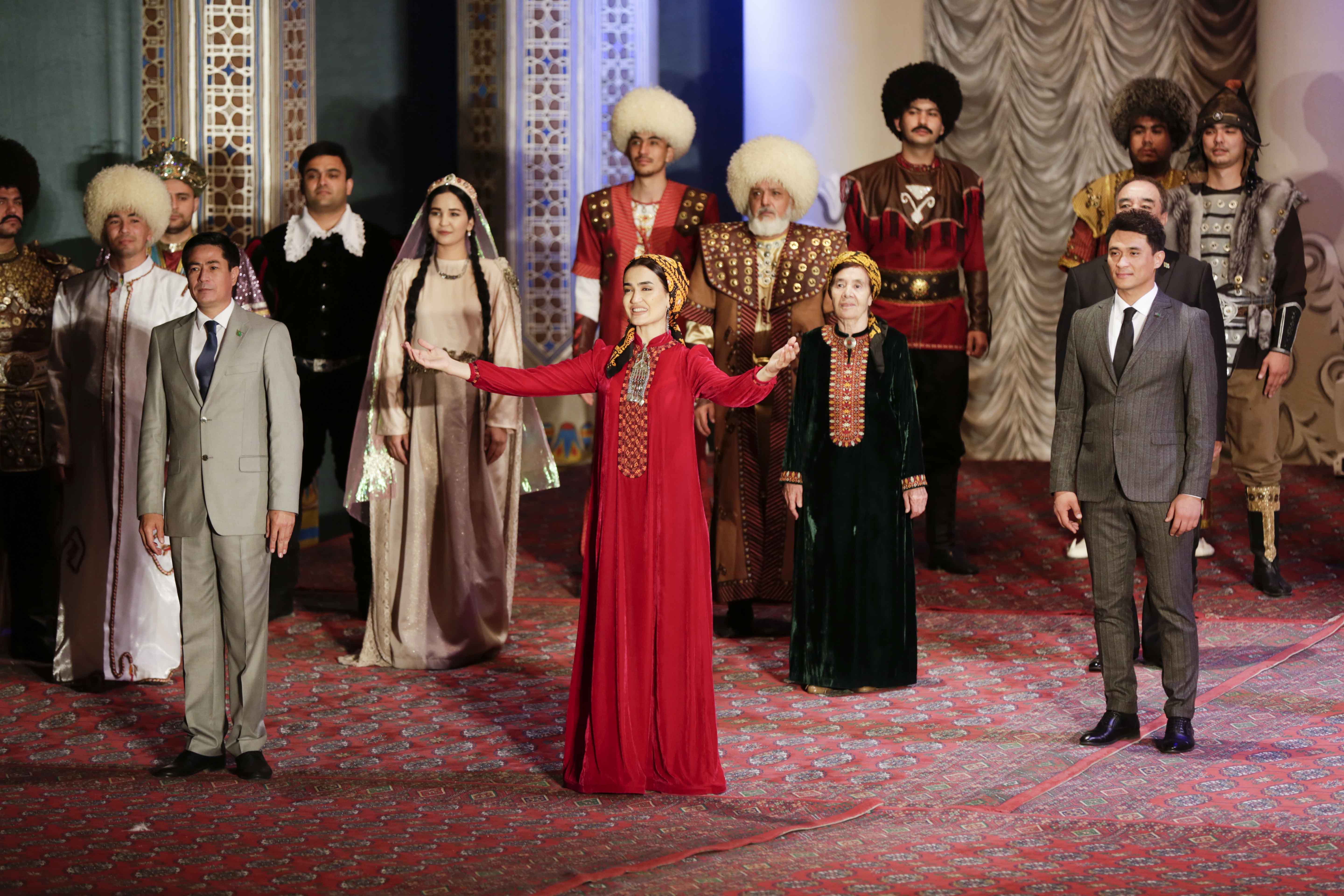 Фестиваль – это праздник на сценах столичных театров