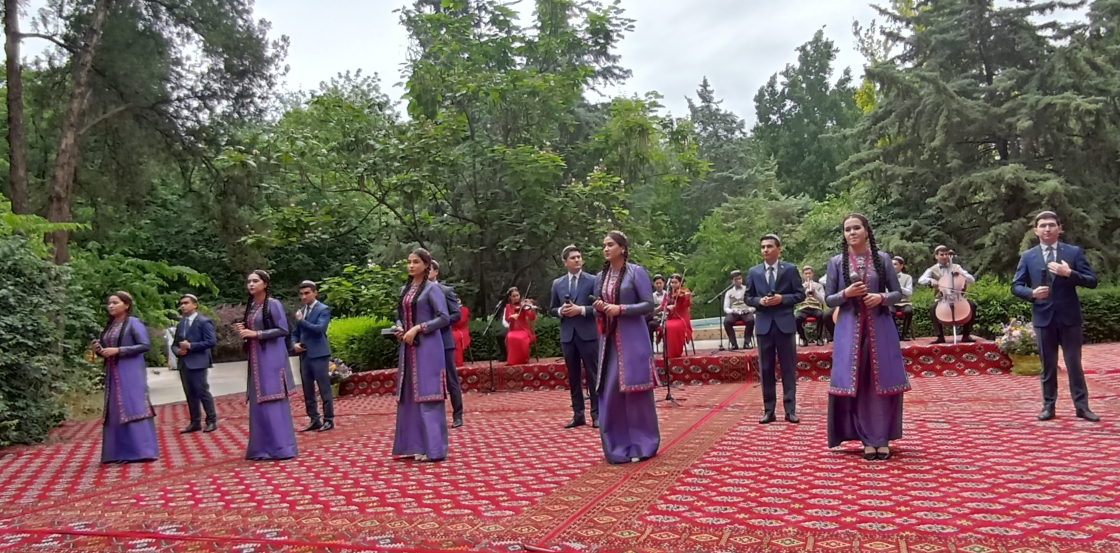 Halkara çagalar güni mynasybetli baýramçylyk konserti geçirildi