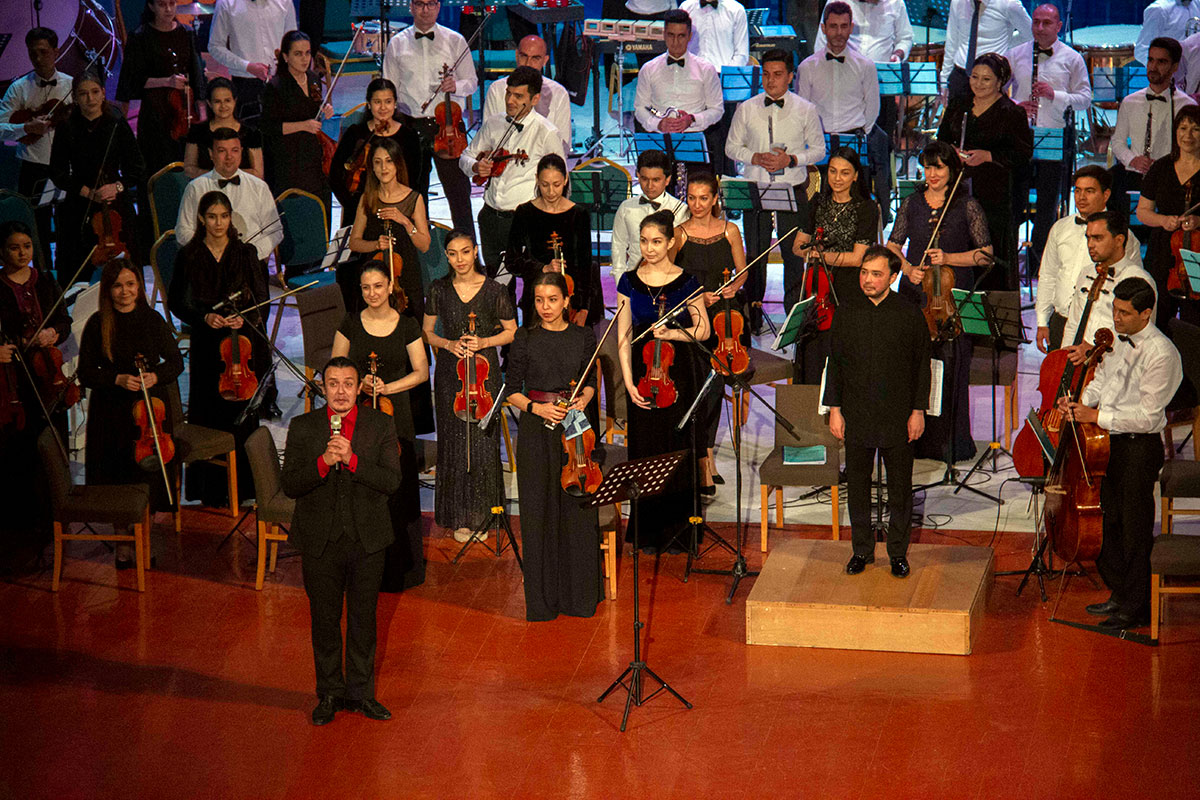 И вновь Расул Клычев, на этот раз - с Чиполлино!