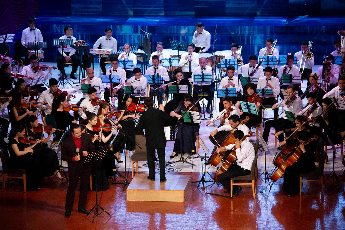 И вновь Расул Клычев, на этот раз - с Чиполлино!