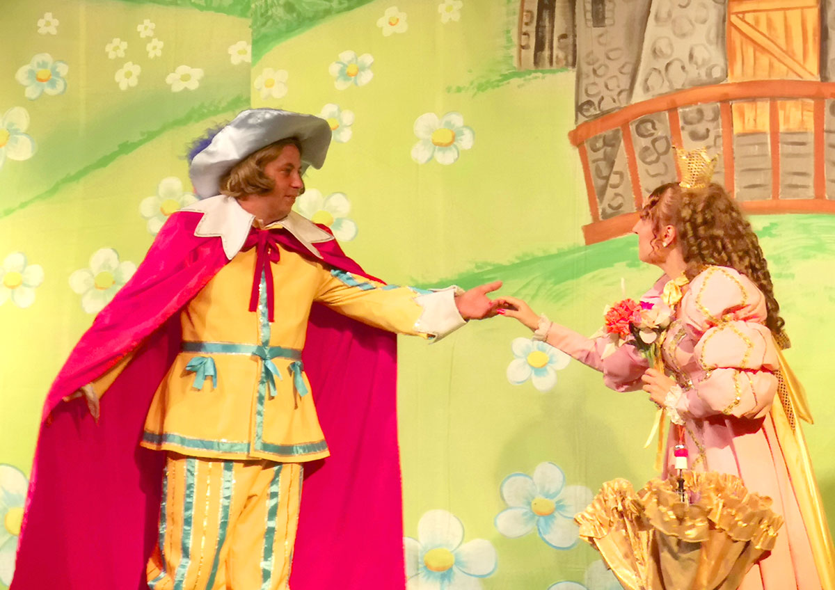 Театральные выходные: куда сходить и что посмотреть в Ашхабаде?