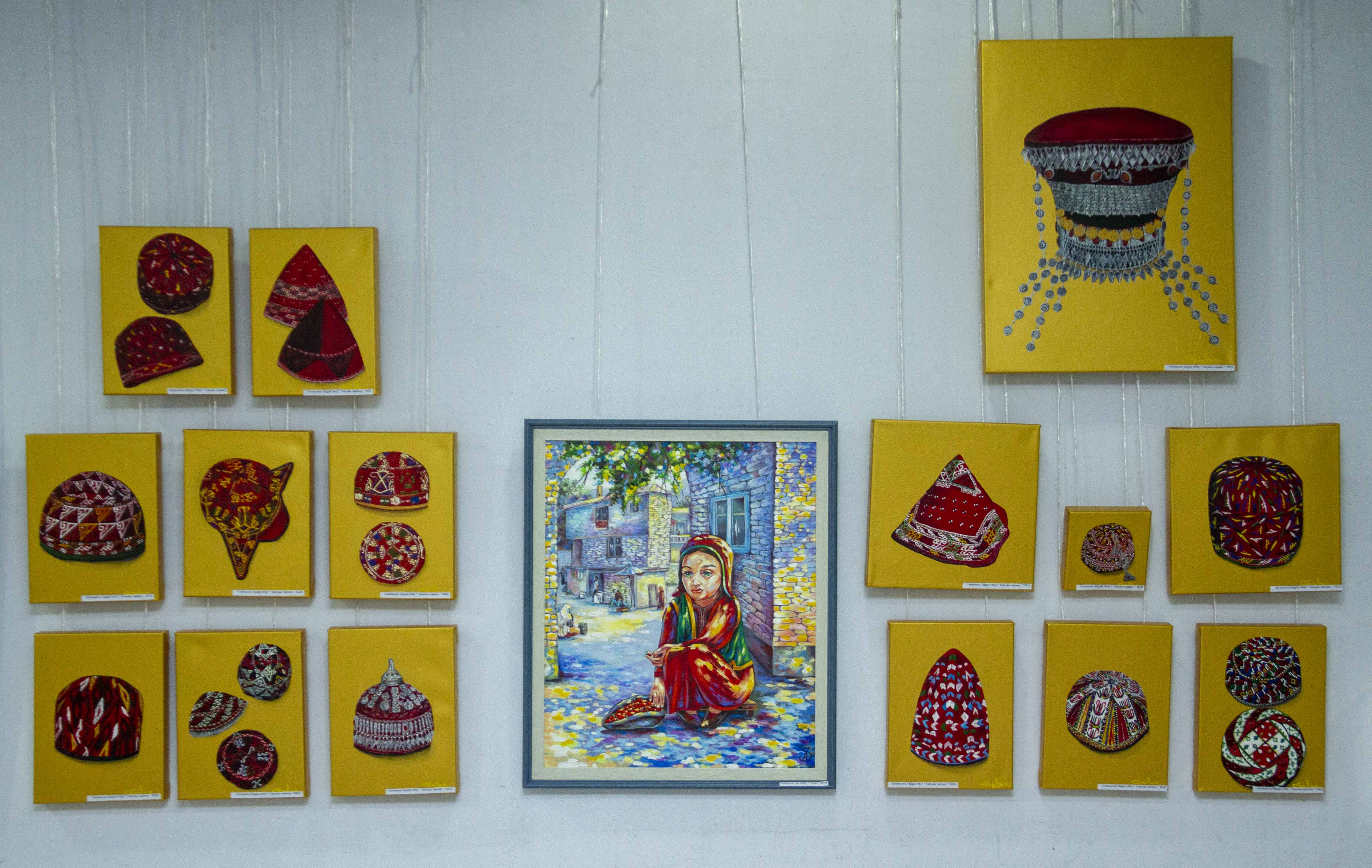 Произведения туркменских художников к своему профессиональному празднику