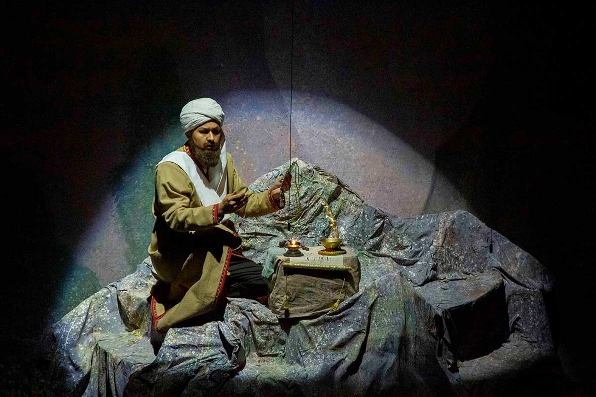 Опера Махтумкули: Судьба поэта, воспетая высоким вокалом