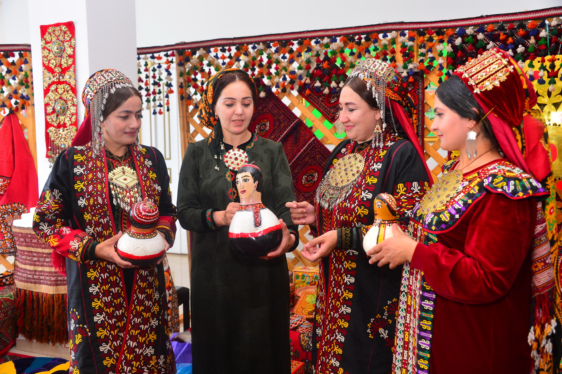 В истоках – сила и глубина современного искусства