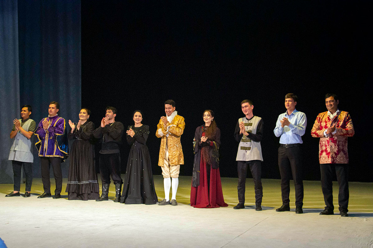 На сцене Студенческого театра – классика