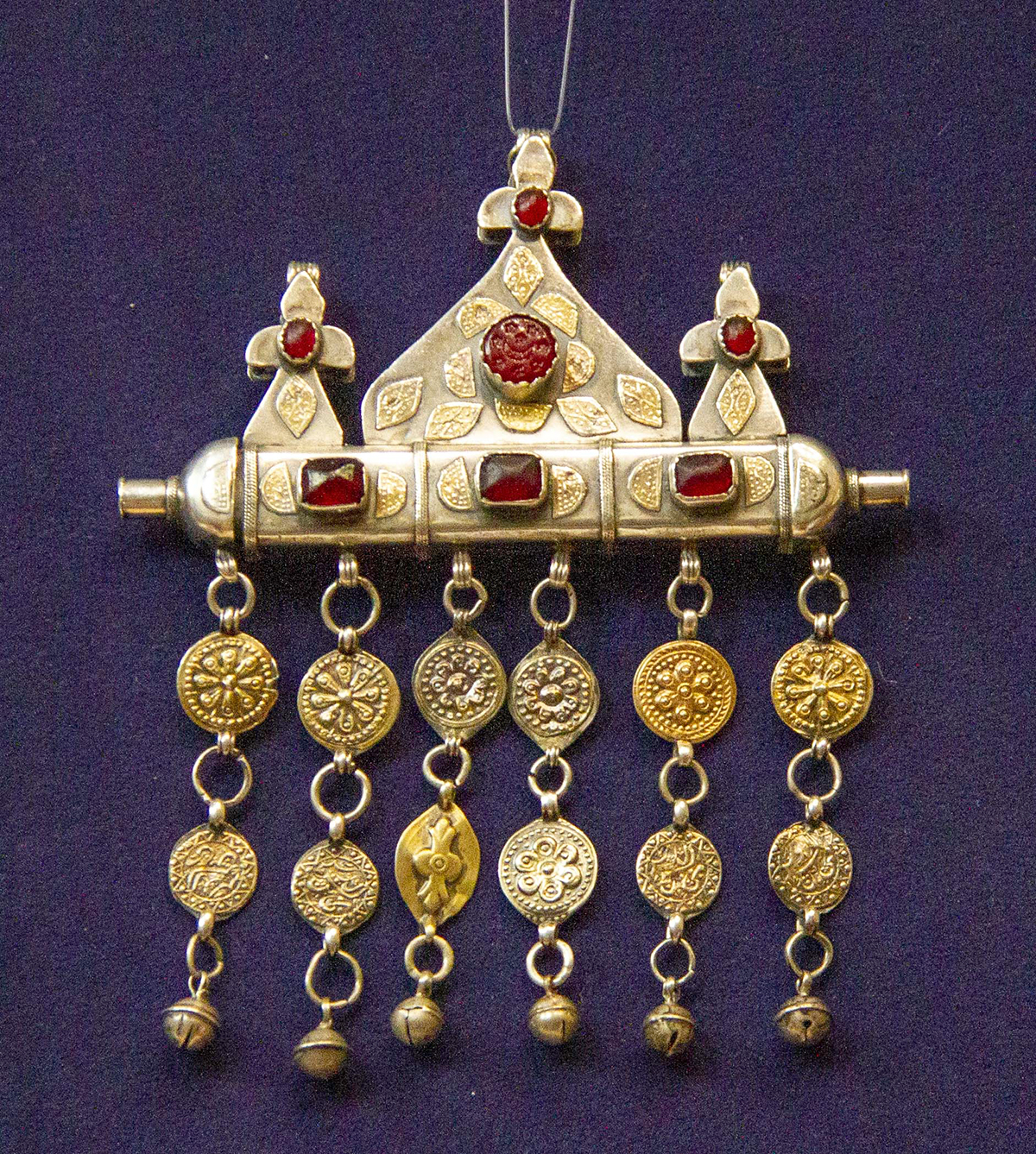 Раритеты вернулись на Родину из коллекции Натали Маркарян-Фард