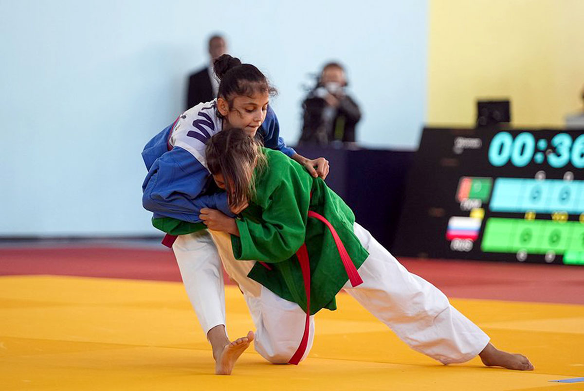 Туркменистанцы завоевали семь медалей в борьбе кураш на Играх «Дети Азии»