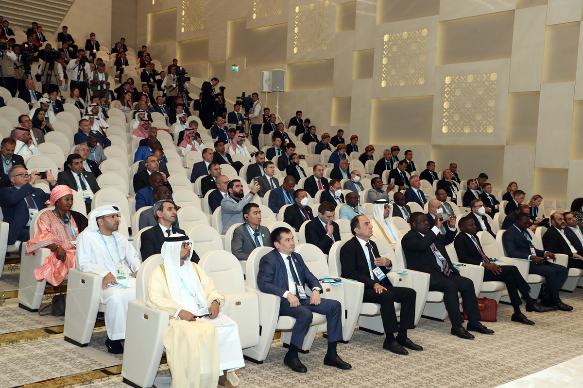 В Туркменистане начала работу транспортная конференция развивающихся стран, не имеющих выхода к морю