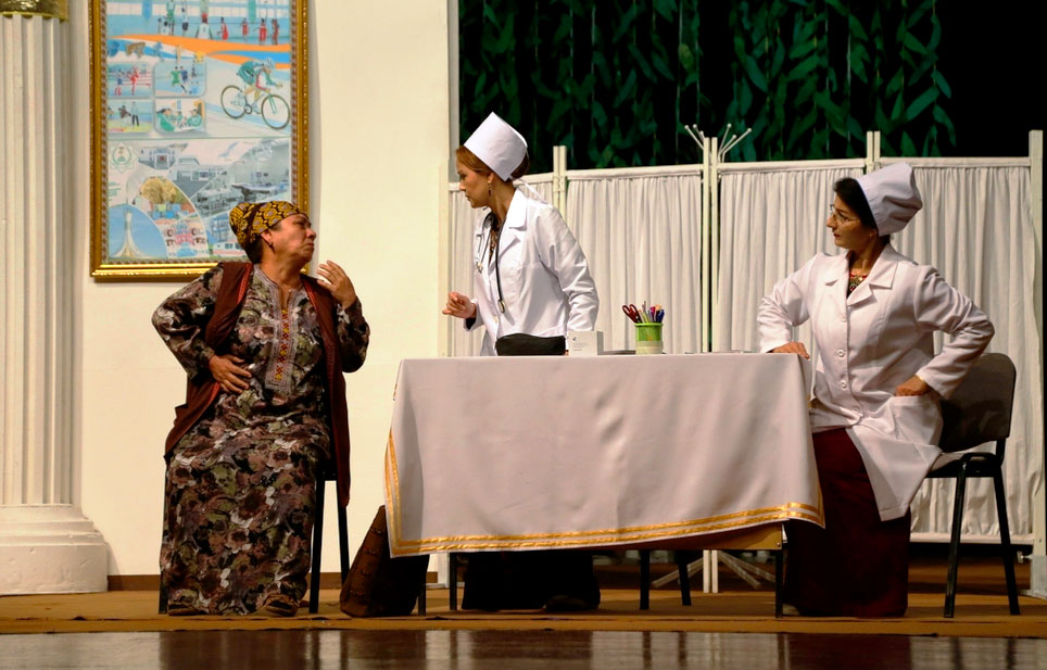 Туркменские театры открывают новый театральный сезон