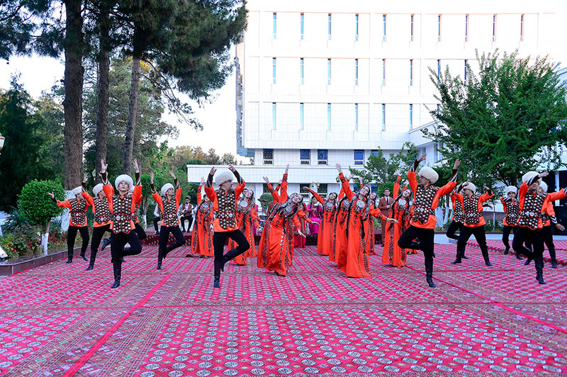 Döwlet Baştutanymyz Türkmenistanyň Magtymguly adyndaky Ýaşlar guramasynyň VII gurultaýyna gatnaşdy