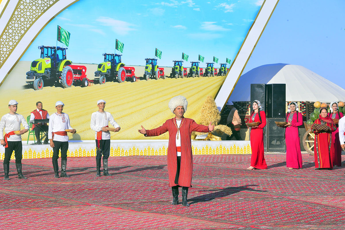 Sowing of winter wheat started in Turkmenistan