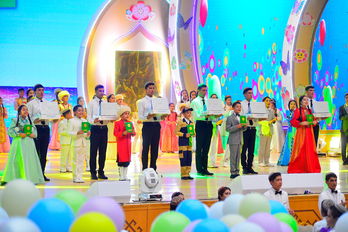 Финальный тур творческого конкурса одарённых детей