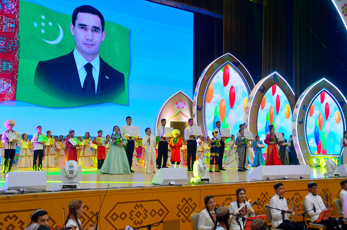 Финальный тур творческого конкурса одарённых детей