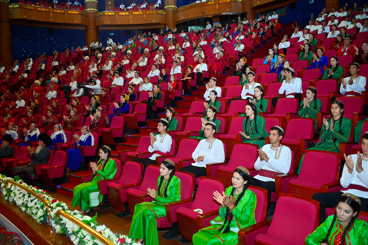 В Ашхабаде прошёл финальный тур конкурса «Çalsana, bagşy!»