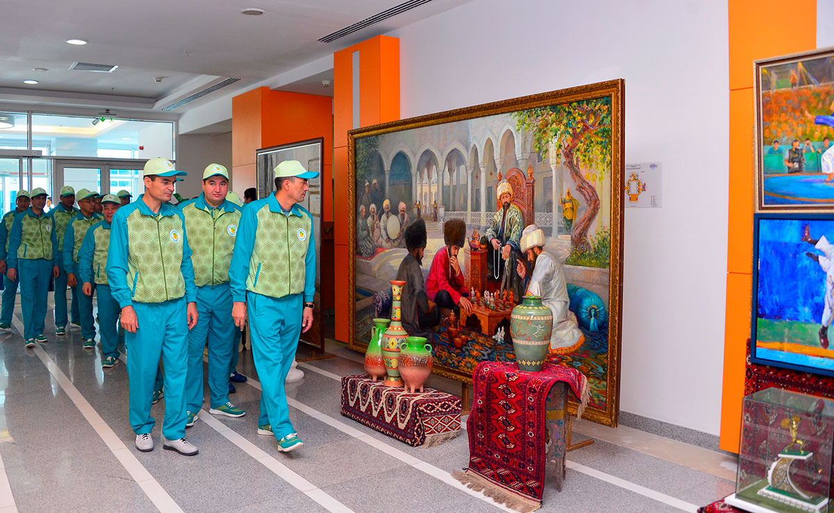 Aşgabatda halkara ýaryşlarda baýrakly orunlary eýelän türgenleri sylaglamak dabarasy geçirildi