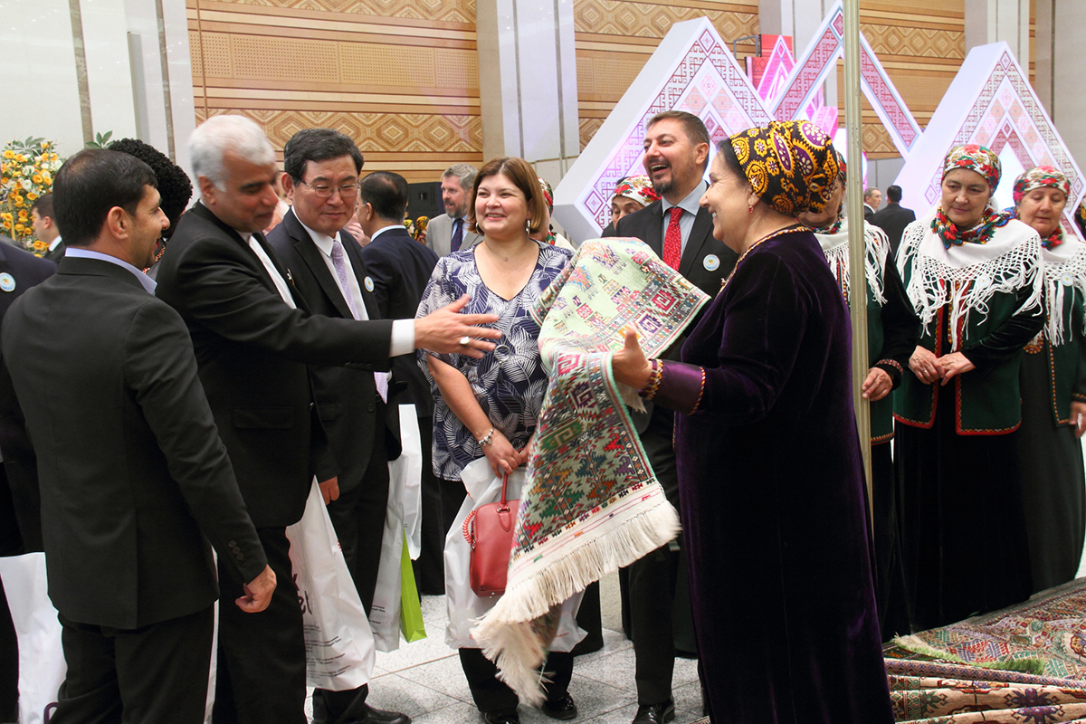 Aşgabatda Türkmenistanyň ykdysady üstünlikleriniň sergisi açyldy
