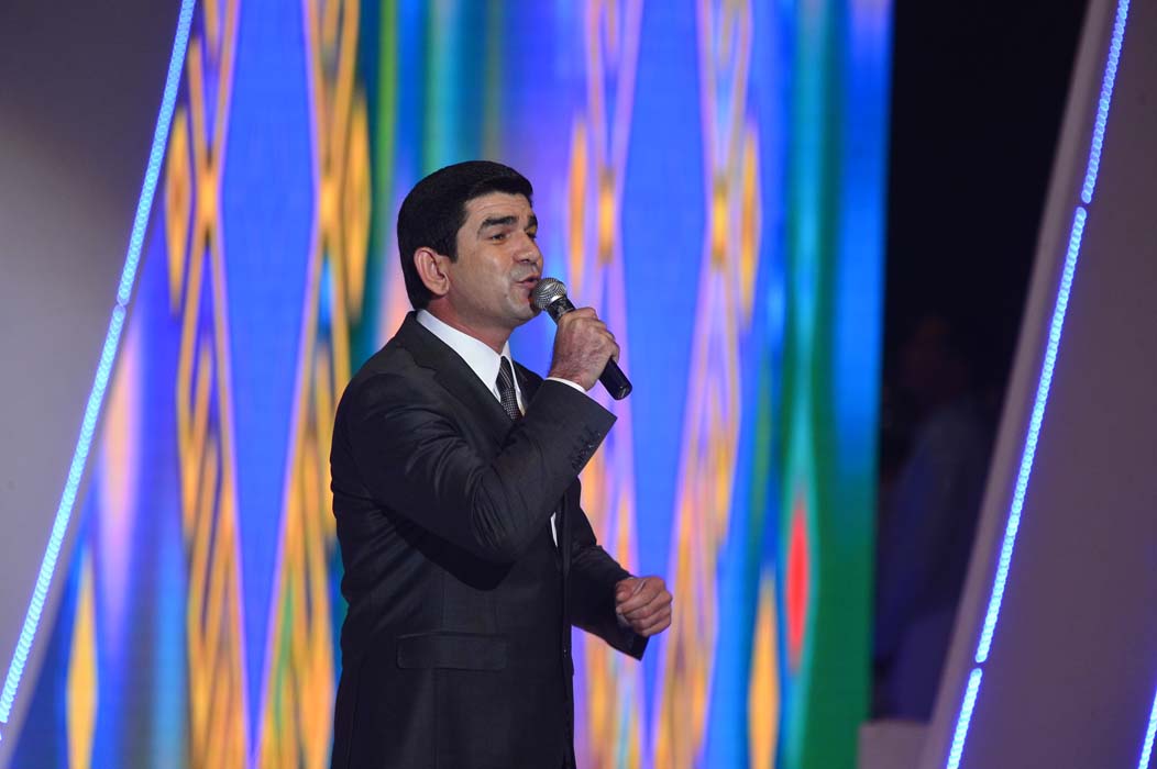 Праздничный концерт в честь священной независимости Отчизны