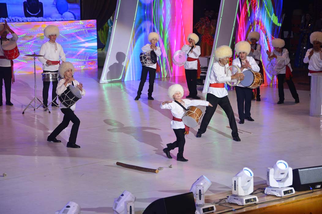 Праздничный концерт в честь священной независимости Отчизны