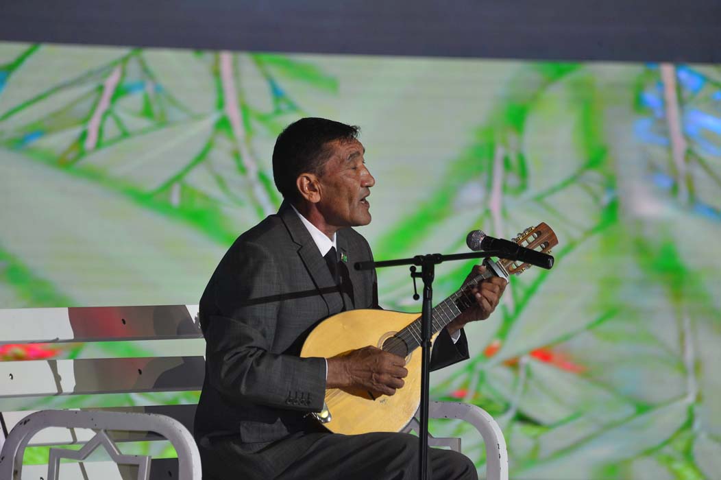 Праздничный концерт в честь священной независимости Отчизны